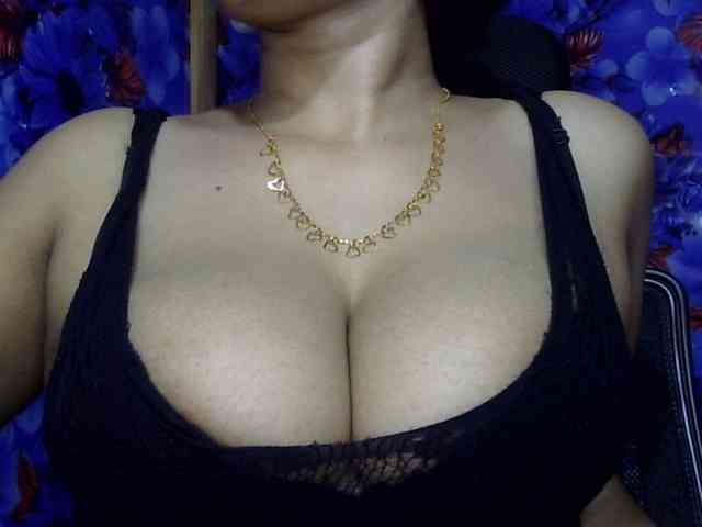 Nusrat-Mimi webcam