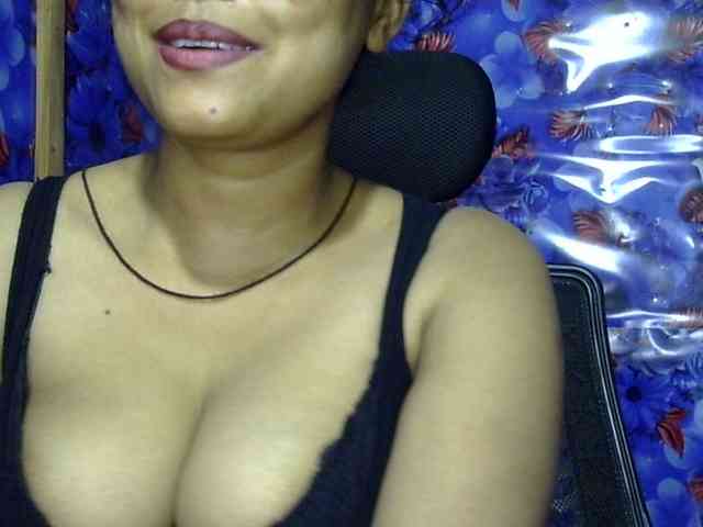 Nusrat-Mimi webcam