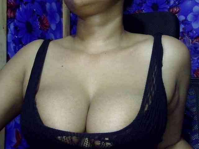 Nusrat-Mimi webcam