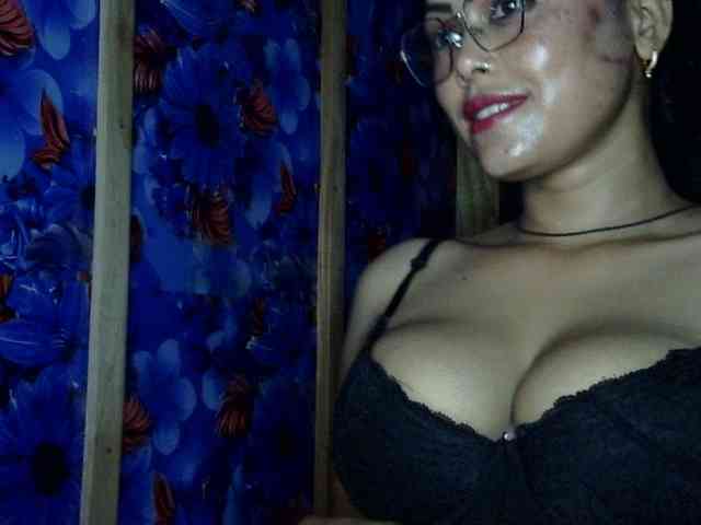 Nusrat-Mimi webcam