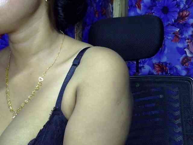 Nusrat-Mimi webcam
