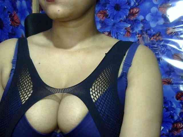 Nusrat-Mimi webcam