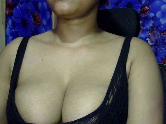 Nusrat-Mimi webcam