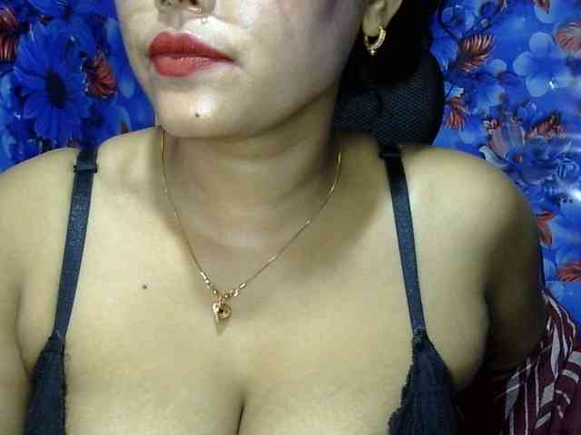 Nusrat-Mimi webcam