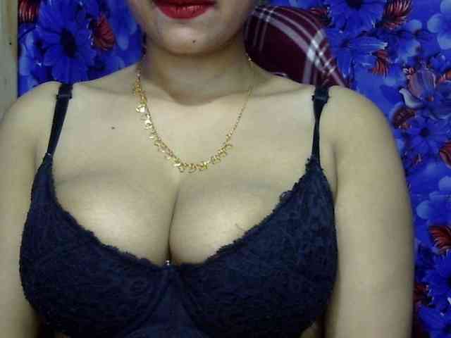 Nusrat-Mimi webcam