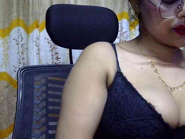 Nusrat-Mimi webcam