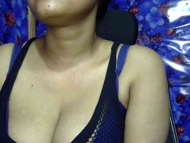 Nusrat-Mimi webcam