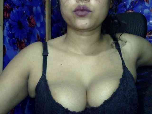 Nusrat-Mimi webcam