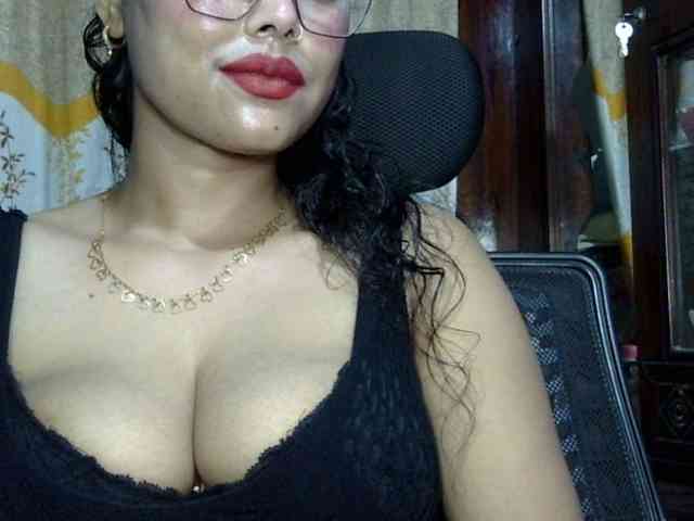 Nusrat-Mimi webcam