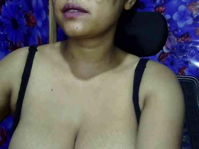 Nusrat-Mimi webcam