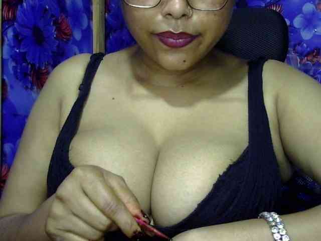 Nusrat-Mimi webcam
