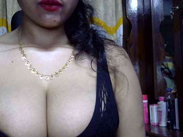 Nusrat-Mimi webcam