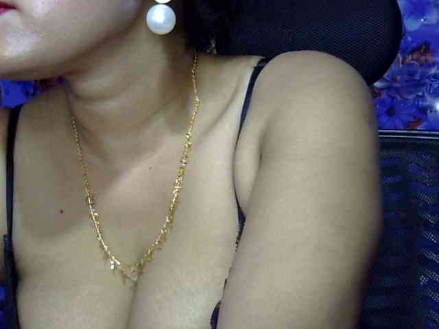 Nusrat-Mimi webcam