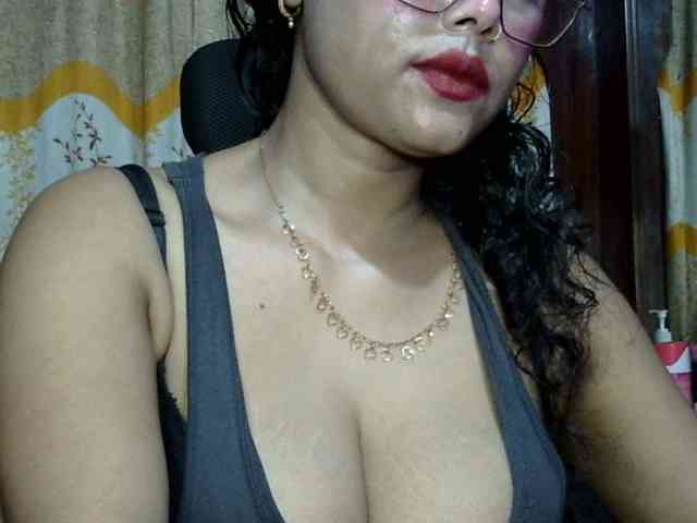 Nusrat-Mimi webcam