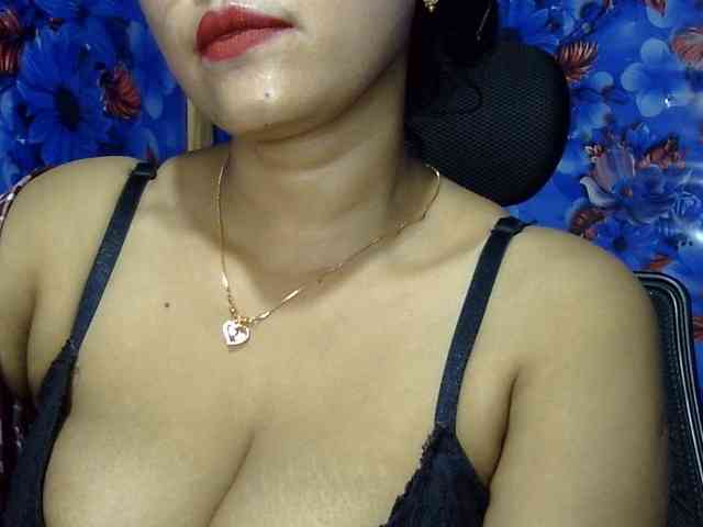 Nusrat-Mimi webcam