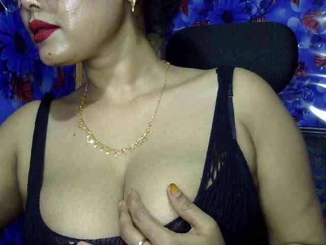 Nusrat-Mimi webcam