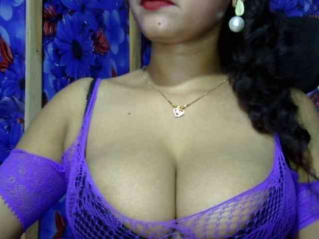 Nusrat-Mimi webcam