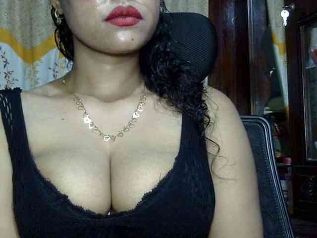 Nusrat-Mimi webcam