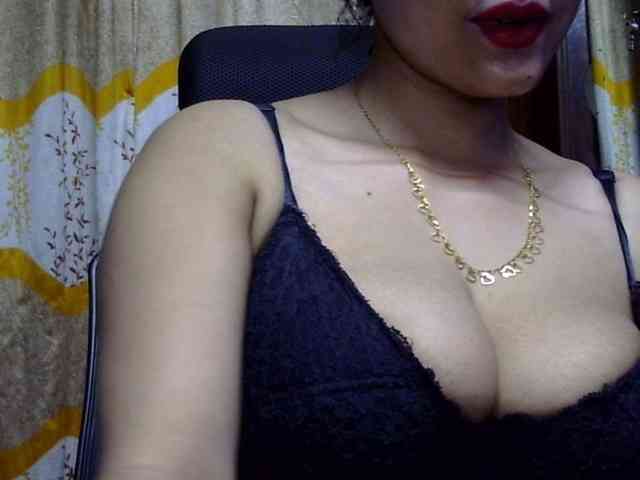 Nusrat-Mimi webcam