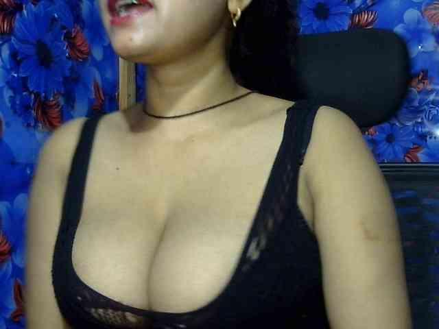 Nusrat-Mimi webcam