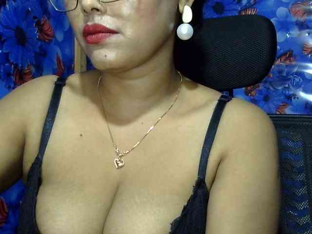Nusrat-Mimi webcam