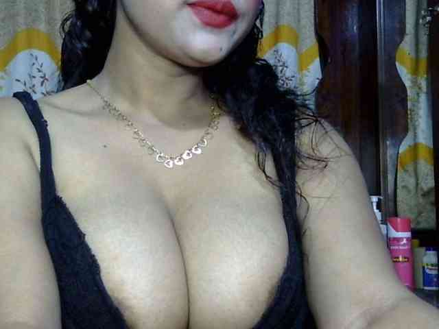 Nusrat-Mimi webcam
