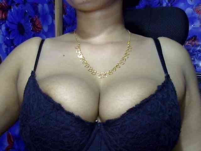 Nusrat-Mimi webcam