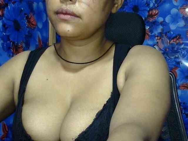 Nusrat-Mimi webcam