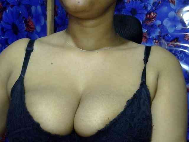 Nusrat-Mimi webcam