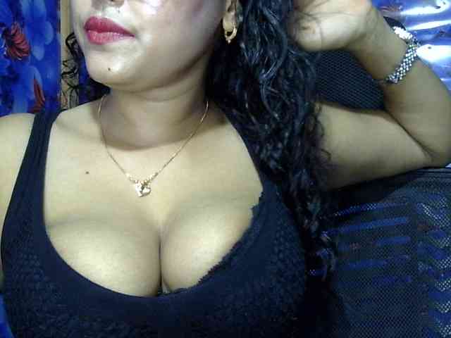 Nusrat-Mimi webcam