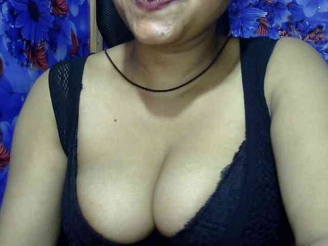 Nusrat-Mimi webcam
