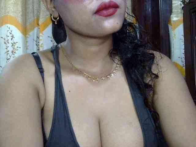 Nusrat-Mimi webcam