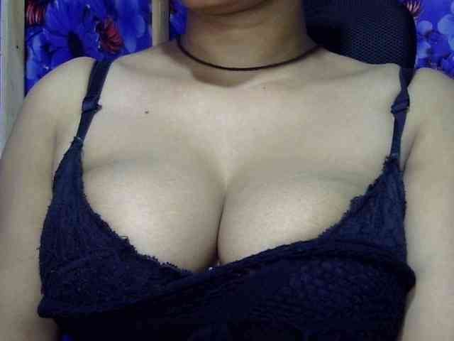 Nusrat-Mimi webcam