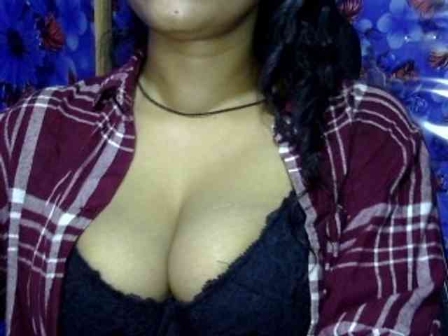Nusrat-Mimi webcam