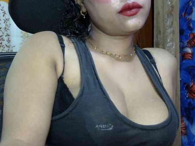 Nusrat-Mimi webcam