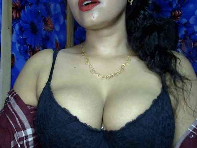 Nusrat-Mimi webcam
