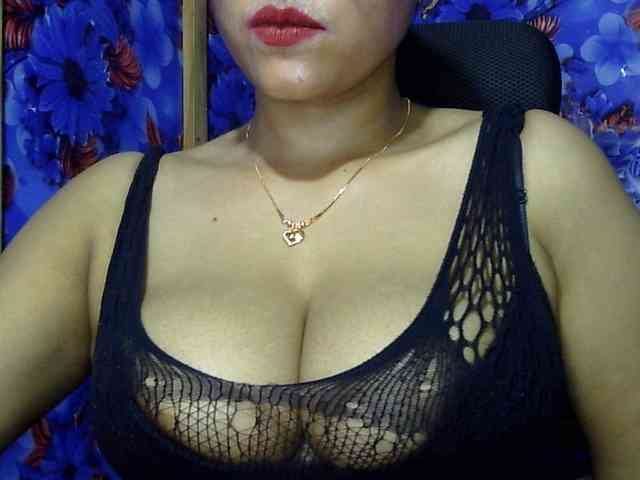 Nusrat-Mimi webcam