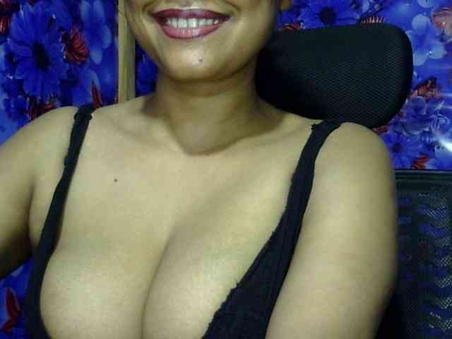 Nusrat-Mimi webcam