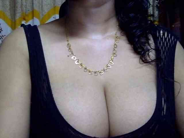 Nusrat-Mimi webcam
