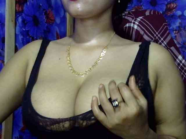 Nusrat-Mimi webcam