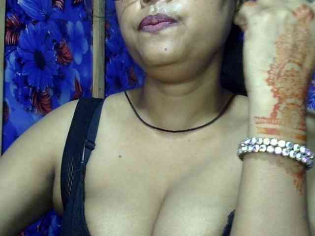 Nusrat-Mimi webcam