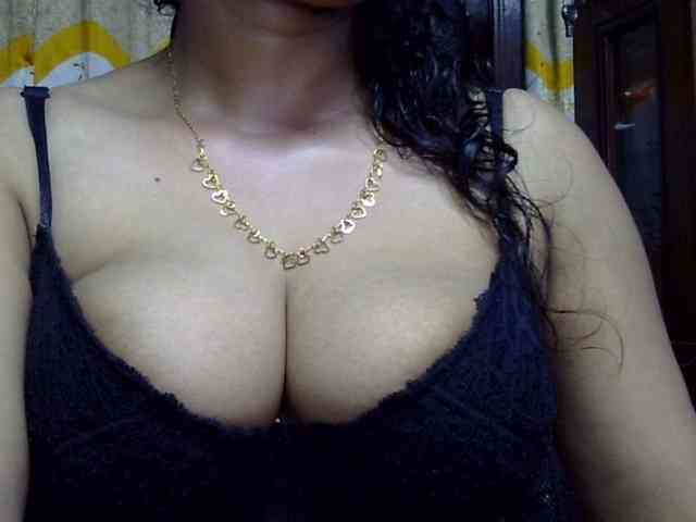 Nusrat-Mimi webcam