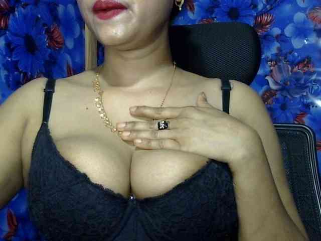 Nusrat-Mimi webcam