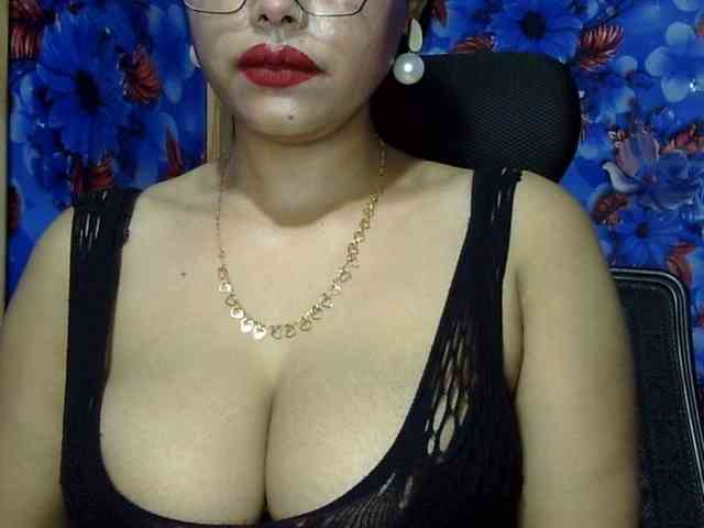 Nusrat-Mimi webcam