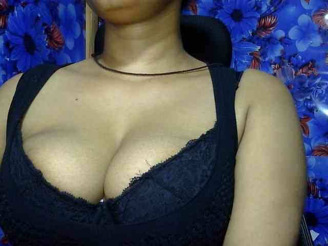 Nusrat-Mimi webcam