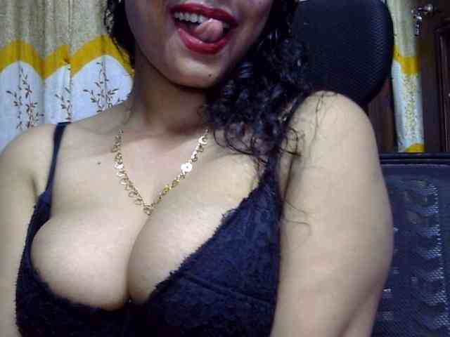 Nusrat-Mimi webcam
