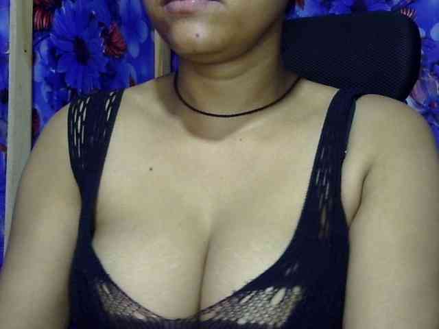 Nusrat-Mimi webcam