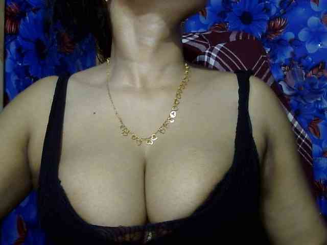 Nusrat-Mimi webcam