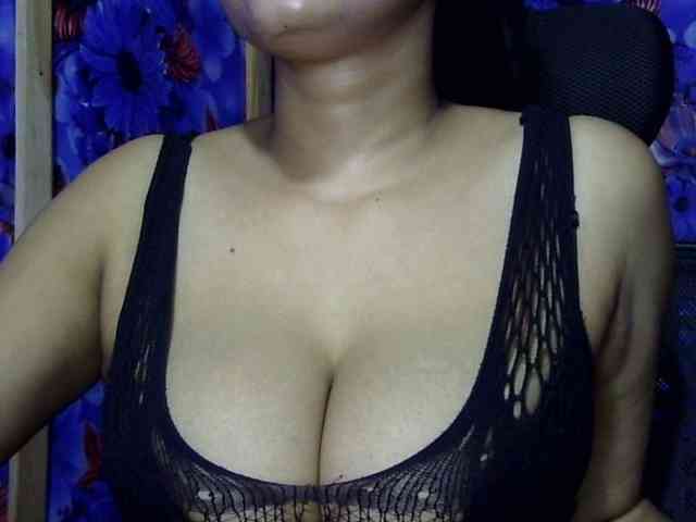 Nusrat-Mimi webcam