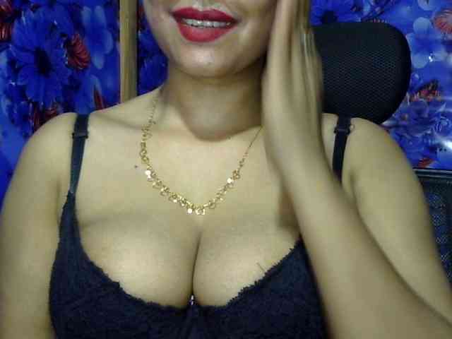 Nusrat-Mimi webcam